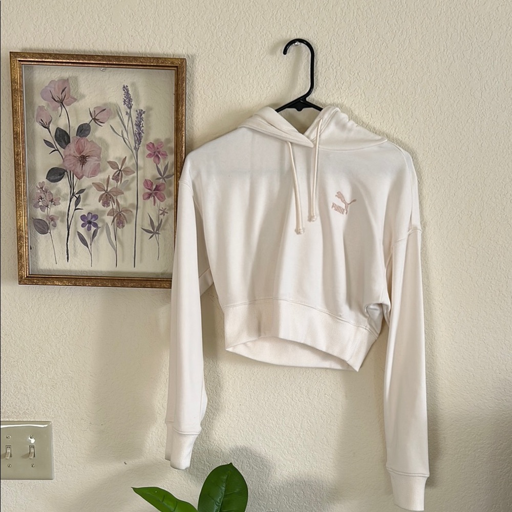 Cropped PUMA Hoodie